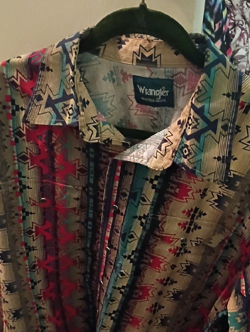 Wrangler Multicolor Aztec-Pattern Lightweight Shirt Jacket - Picture 2 of 6